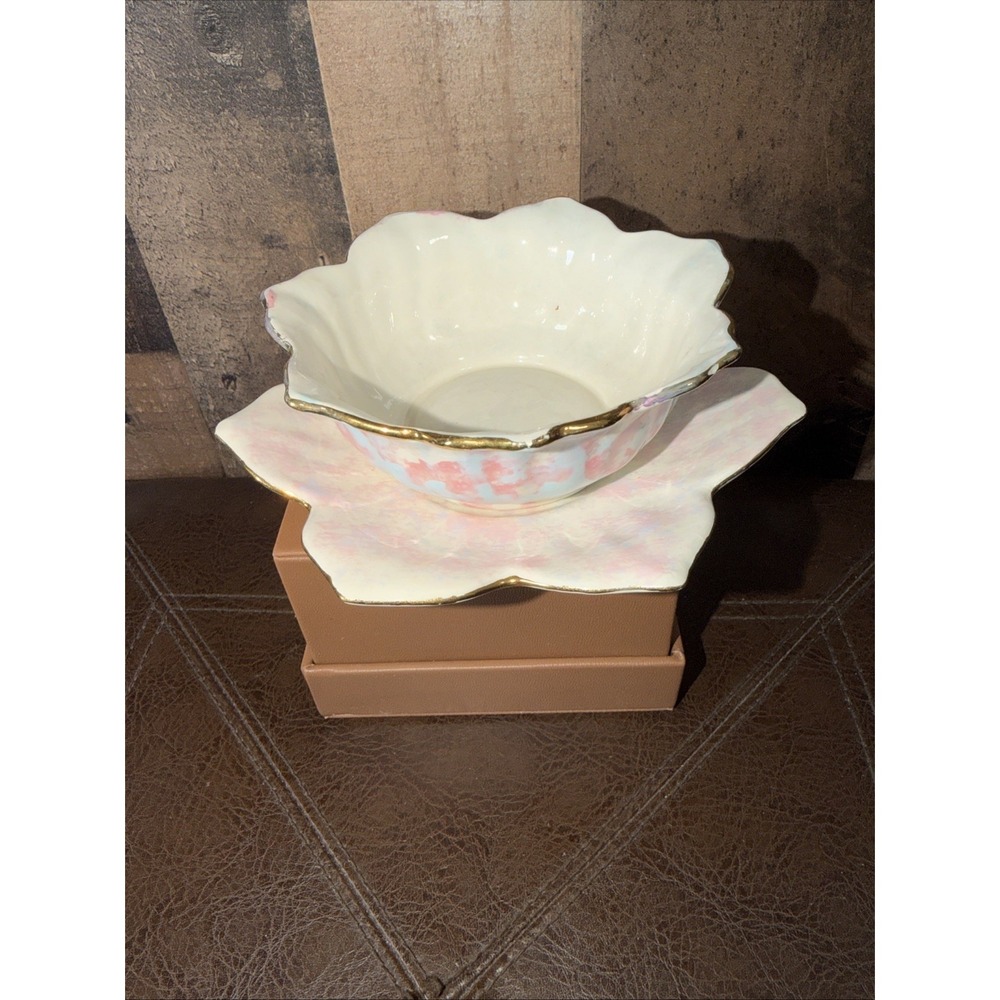 Vtg Ceramic Lotus Flower Bowl & Saucer‎ Set Iridescent Lusterware Gold Trim 5.5"